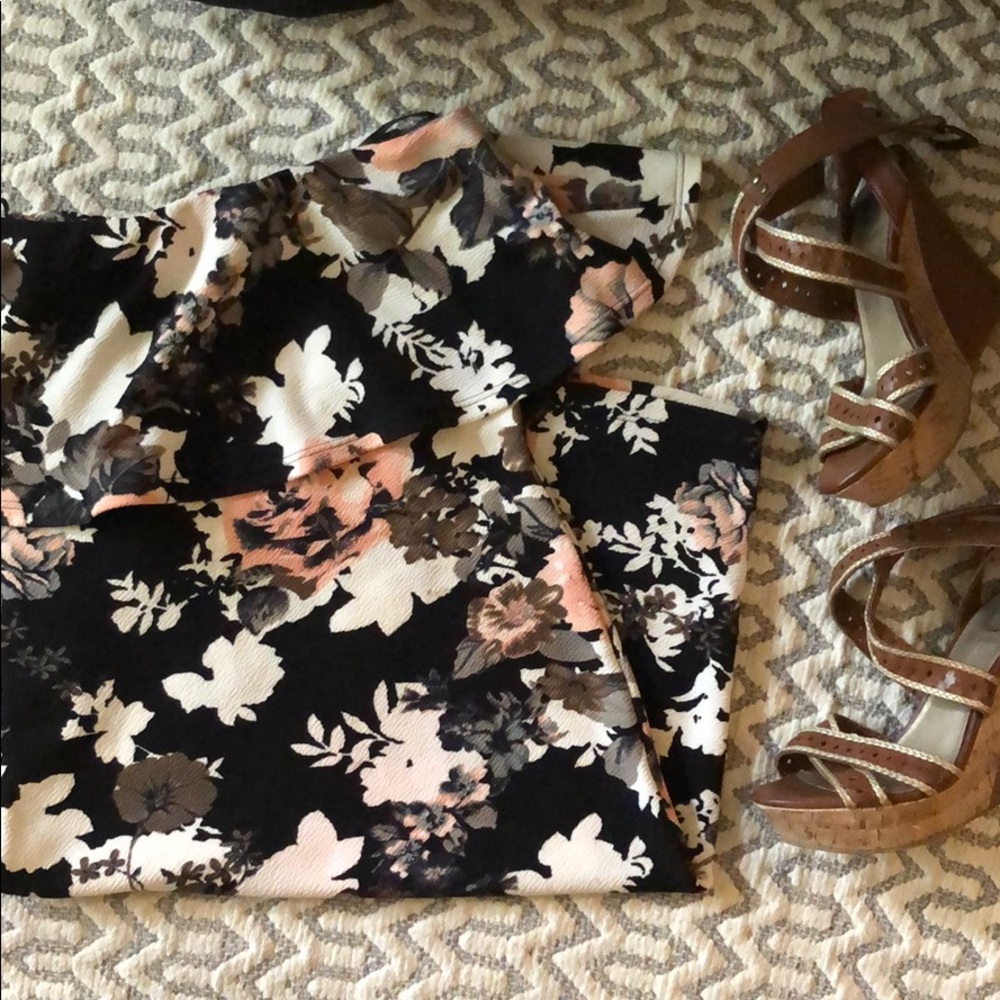 Beautiful off shoulders dress